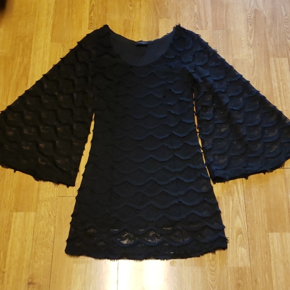 Audrey black bell sleeve eyelash lace dress. Sz SM
